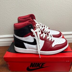 Wmns Air Jordan 1 Retro High OG Satin Red Size 12